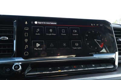 2025 GMC Sierra 1500 2WD Crew Cab Short Box SLT