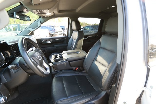 2025 GMC Sierra 1500 2WD Crew Cab Short Box SLT