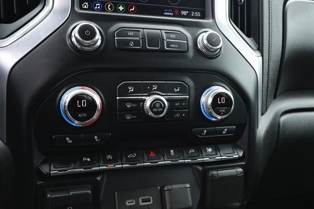 2021 GMC Sierra 1500 4WD Double Cab Standard Box Elevation