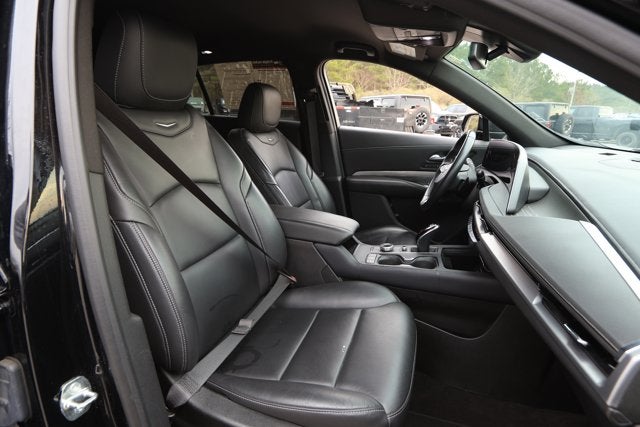 2024 Cadillac XT4 FWD Premium Luxury