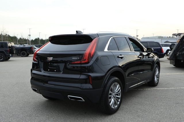 2024 Cadillac XT4 FWD Premium Luxury