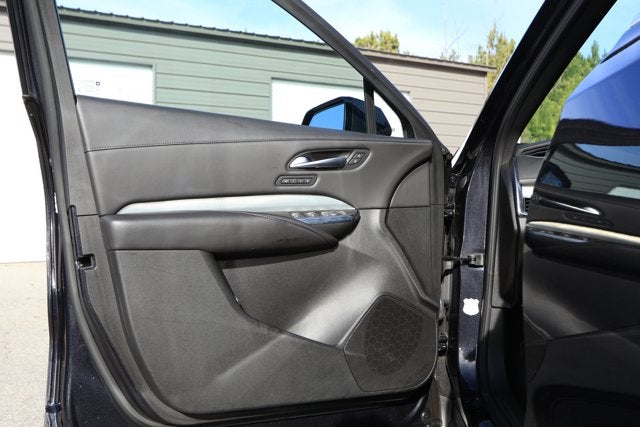 2023 Cadillac XT4 FWD Premium Luxury