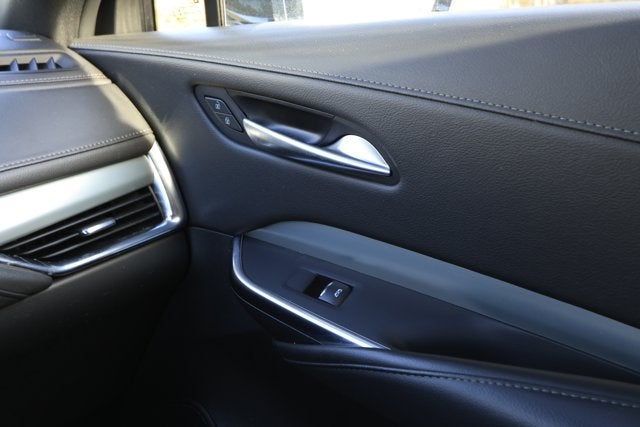 2023 Cadillac XT4 FWD Premium Luxury