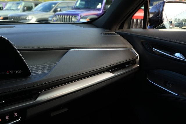 2024 Cadillac XT4 AWD Premium Luxury