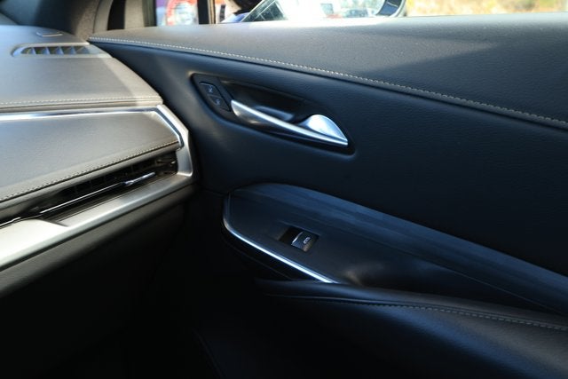 2024 Cadillac XT4 AWD Premium Luxury