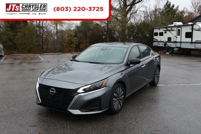 2024 Nissan Altima SV FWD