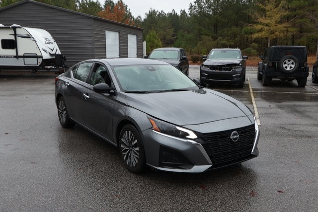 2024 Nissan Altima SV FWD