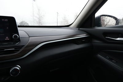 2024 Nissan Altima SV FWD