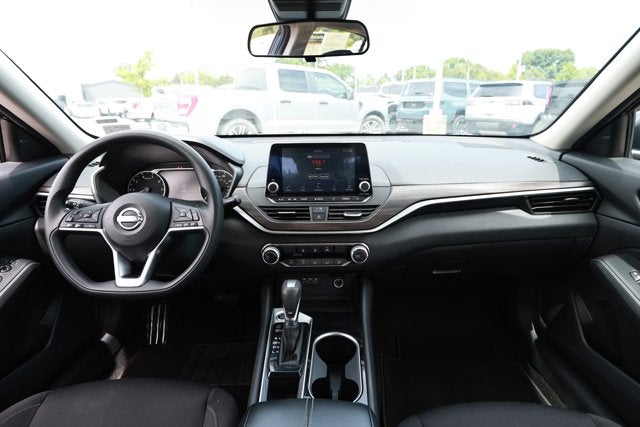 2024 Nissan Altima SV FWD