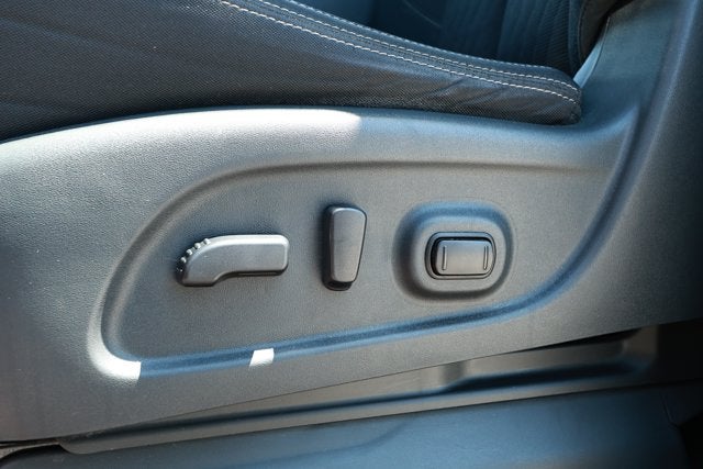 2018 Nissan TITAN XD SV Gas