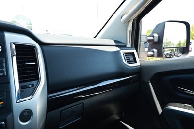 2018 Nissan TITAN XD SV Gas