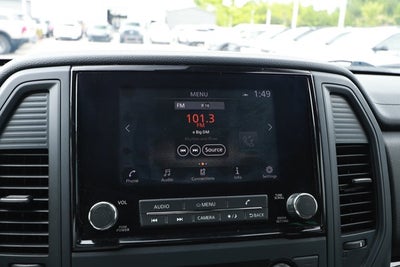2024 Nissan TITAN Crew Cab SV 4x2