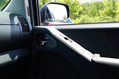 2021 Nissan Frontier Crew Cab PRO-4X 4x4