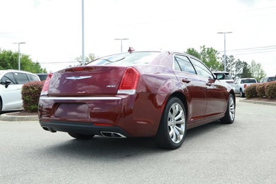 2019 Chrysler 300 Touring