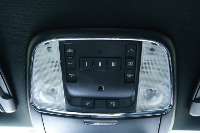 2021 Chrysler 300 300S