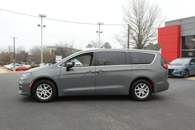 2026 Chrysler Voyager VOYAGER LX