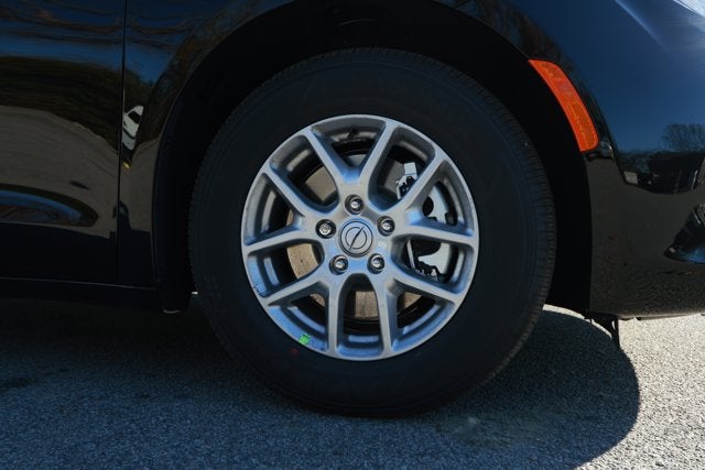 2026 Chrysler Voyager VOYAGER LX