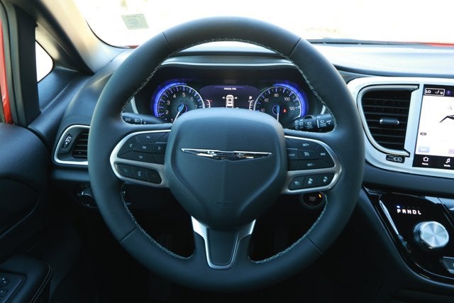 2026 Chrysler Voyager VOYAGER LX