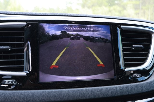 2020 Chrysler Pacifica Touring L Plus