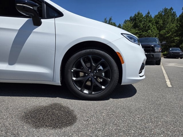 2026 Chrysler Pacifica PACIFICA LIMITED