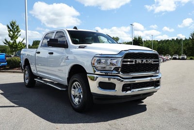 2022 RAM 2500 Tradesman Crew Cab 4x4 6'4' Box