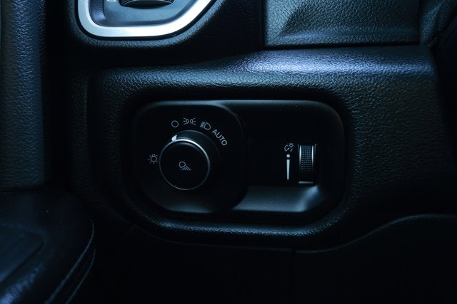 2021 RAM 2500 Big Horn Crew Cab 4x4 6'4' Box