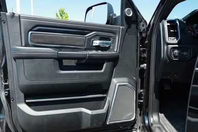 2022 RAM 2500 Laramie Crew Cab 4x4 6'4' Box