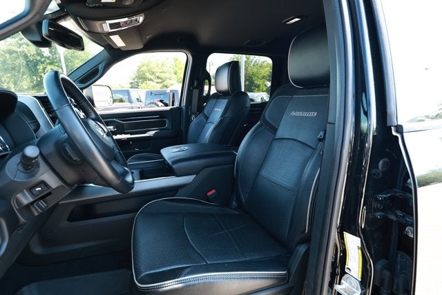 2022 RAM 2500 Laramie Crew Cab 4x4 6'4' Box