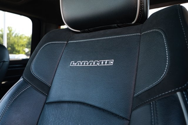 2022 RAM 2500 Laramie Crew Cab 4x4 6'4' Box