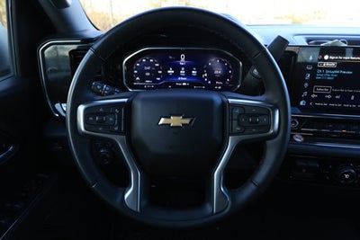 2025 Chevrolet Silverado 1500 2WD Crew Cab Short Bed LT