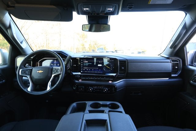 2025 Chevrolet Silverado 1500 2WD Crew Cab Short Bed LT