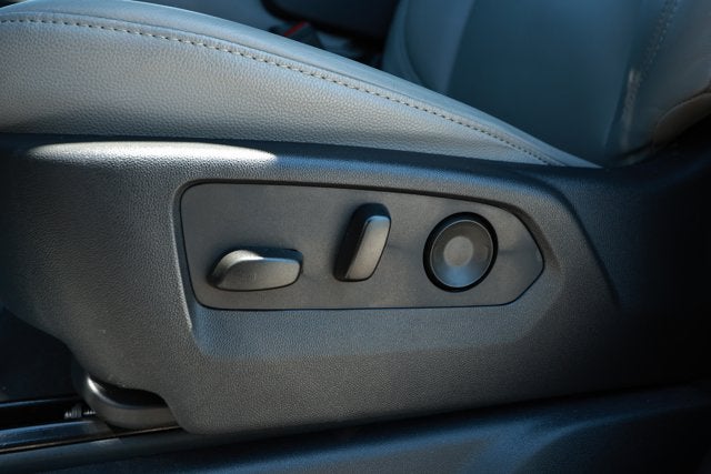 2023 Chevrolet Silverado 1500 4WD Crew Cab Standard Bed LT