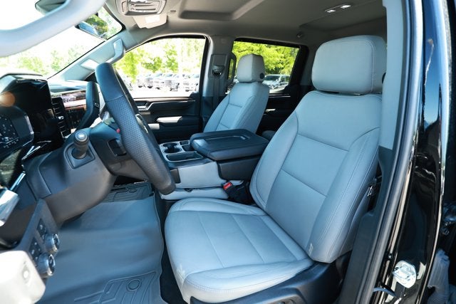 2023 Chevrolet Silverado 1500 4WD Crew Cab Standard Bed LT