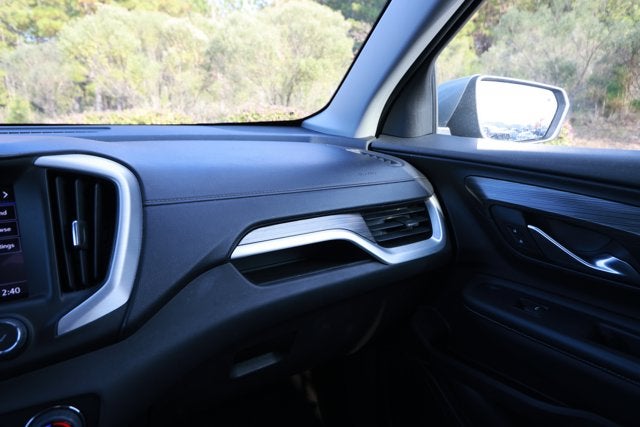 2024 GMC Terrain AWD SLT