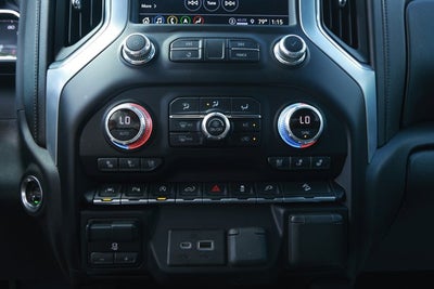 2022 GMC Sierra 1500 Limited 4WD Crew Cab Short Box SLT
