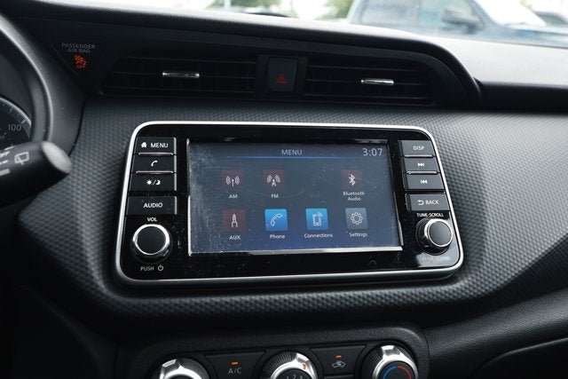 2024 Nissan Kicks S Xtronic CVT
