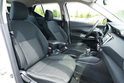 2024 Nissan Kicks S Xtronic CVT