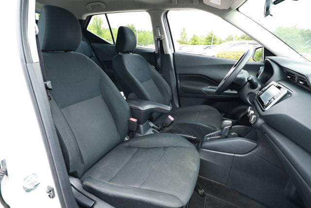 2024 Nissan Kicks S Xtronic CVT