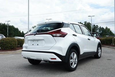 2024 Nissan Kicks S Xtronic CVT