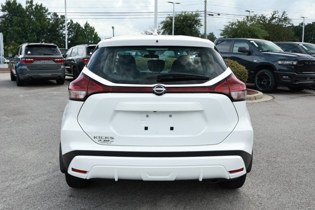 2024 Nissan Kicks S Xtronic CVT