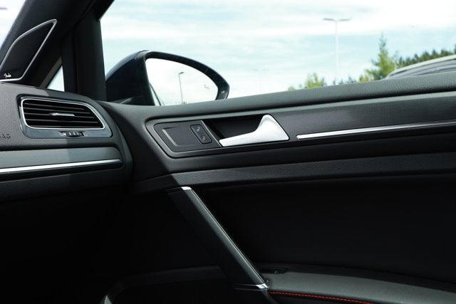 2019 Volkswagen Golf GTI 2.0T S