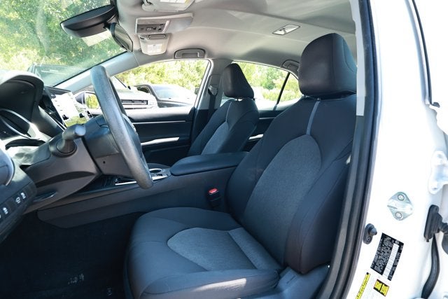 2022 Toyota Camry LE Hybrid