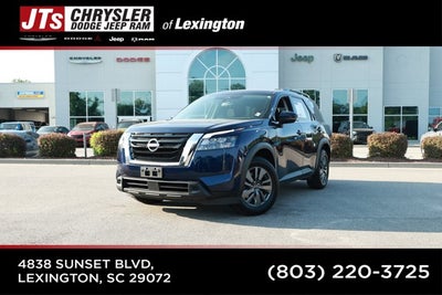 2024 Nissan Pathfinder SV FWD