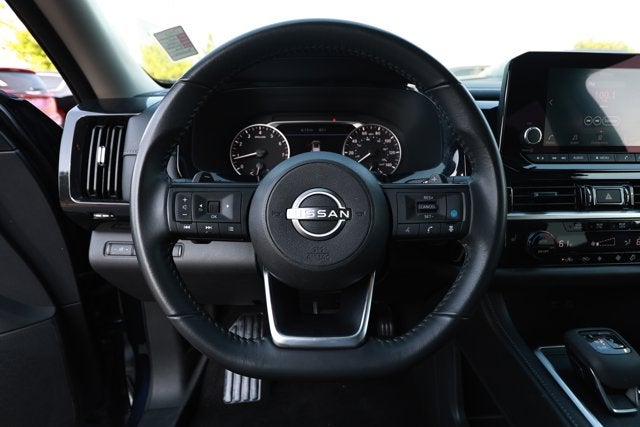 2024 Nissan Pathfinder SV FWD