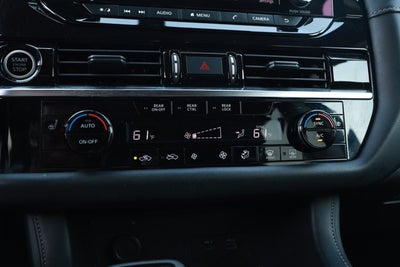 2024 Nissan Pathfinder SV FWD