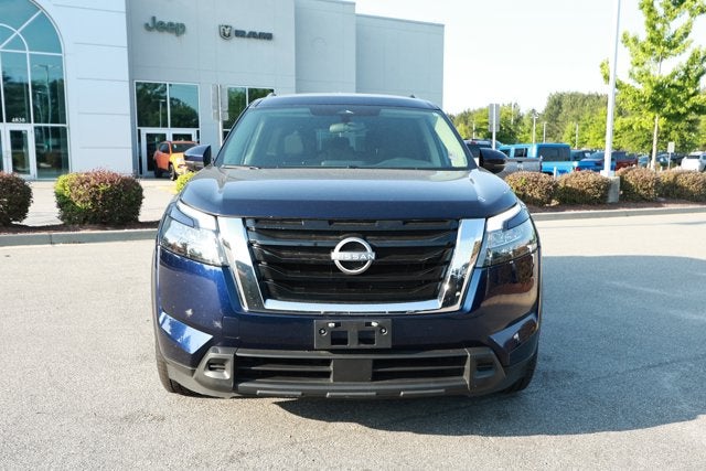 2024 Nissan Pathfinder SV FWD