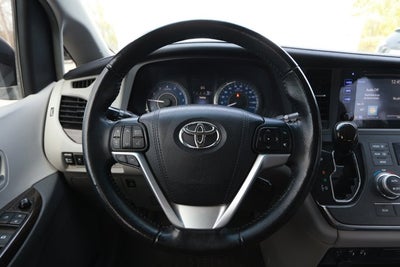 2016 Toyota Sienna Limited 7 Passenger