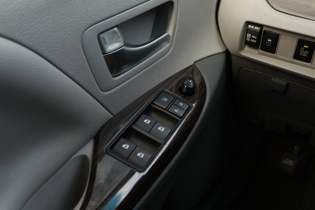 2016 Toyota Sienna Limited 7 Passenger