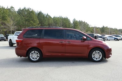 2016 Toyota Sienna Limited 7 Passenger