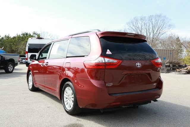 2016 Toyota Sienna Limited 7 Passenger